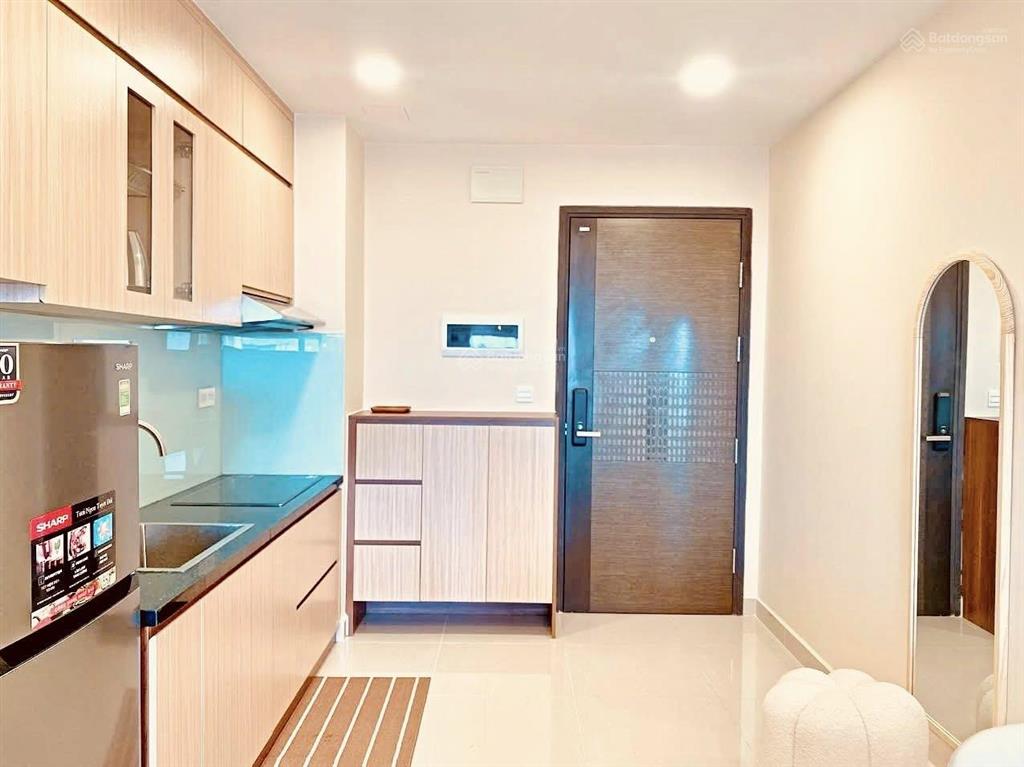Cho thuê căn hộ the marq, 2pn, 2wc, 70m2, 43 triệu vnd, đẹp, nhiều tiện ích.  0365 695 ***