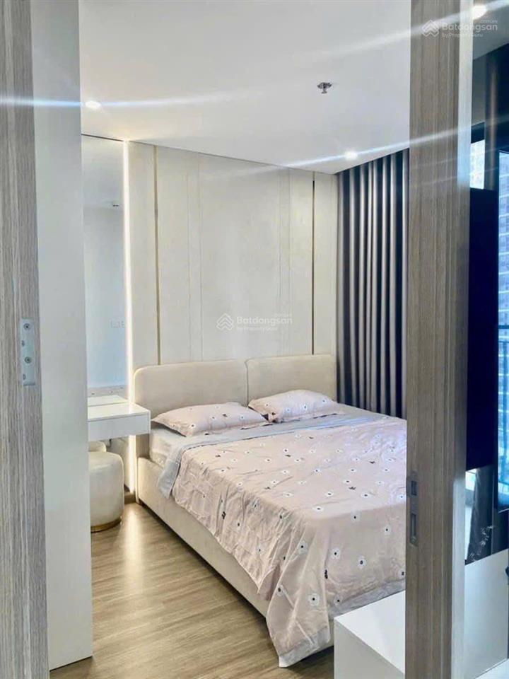Cần cho thuê gấp căn hộ riva park. dt 80m2, 2pn, 2wc. giá 15tr/th.  0365 695 ***