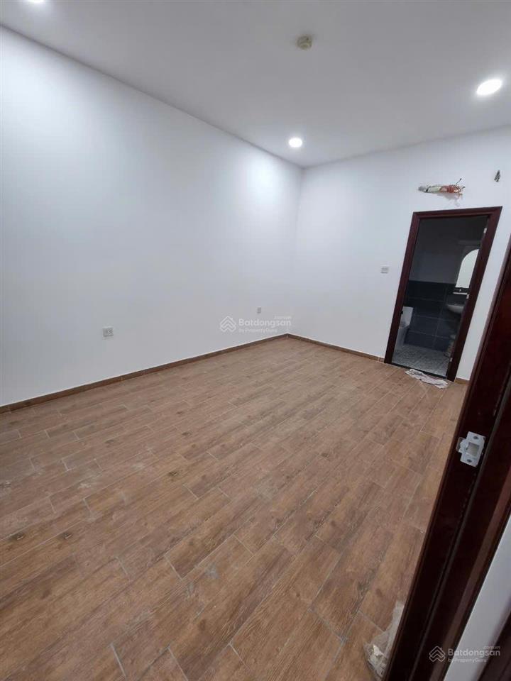 Bán căn hộ 3pn + 2wc tại viva riverside, 90m2, 4,9 tỷ, hàng hiếm tại quận 6.  0365 695 ***