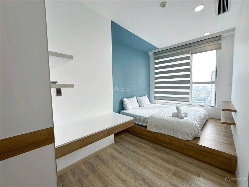 Cần cho thuê gấp căn hộ the flemington. dt 90m2, 2pn, 2wc. giá 20tr/th.  0365 695 ***