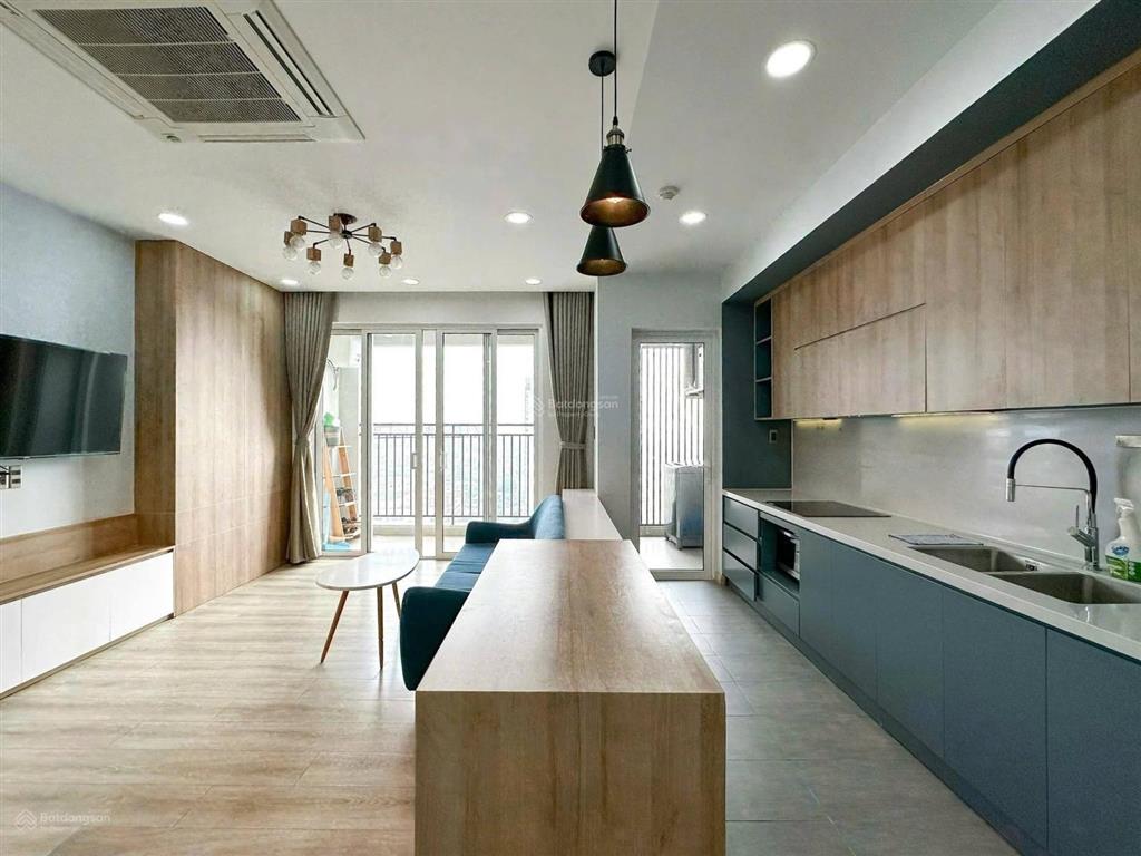 Cần cho thuê gấp căn hộ the flemington. dt 90m2, 2pn, 2wc. giá 20tr/th.  0365 695 ***