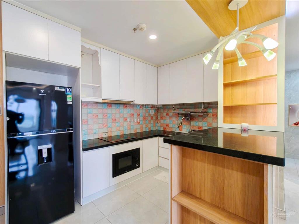 Cho thuê cc vinhomes central park, 20 triệu, 70m2, 2pn, 2wc, bao đẹp.  0365 695 ***