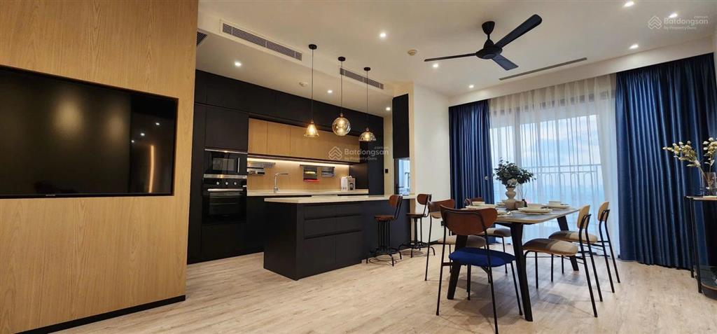 Cần cho thuê căn hộ hà đô. 2pn, 2wc. dt 86m². giá 23tr/th.  0365 695 ***