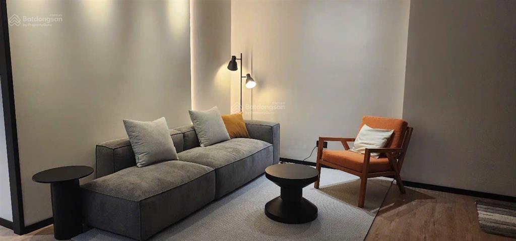 Cần cho thuê căn hộ hà đô. 2pn, 2wc. dt 86m². giá 23tr/th.  0365 695 ***