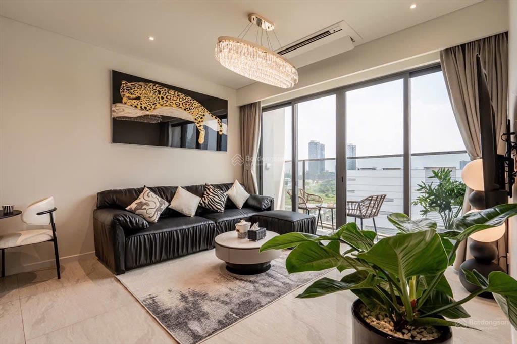 Cần cho thuê căn hộ galaxy 9 q4. full nt, 2pn, 2wc. dt 70m². giá 15tr/th.  0365 695 ***