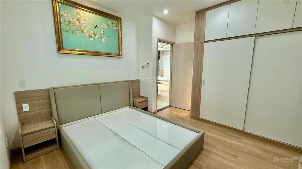 Bán cc cao ốc phú nhuận, 8,8 tỷ vnd, 115m2, đẹp, nhiều tiện ích.  0365 695 ***