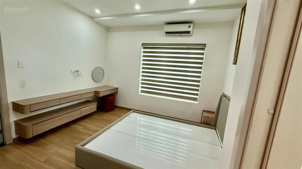 Bán cc cao ốc phú nhuận, 8,8 tỷ vnd, 115m2, đẹp, nhiều tiện ích.  0365 695 ***