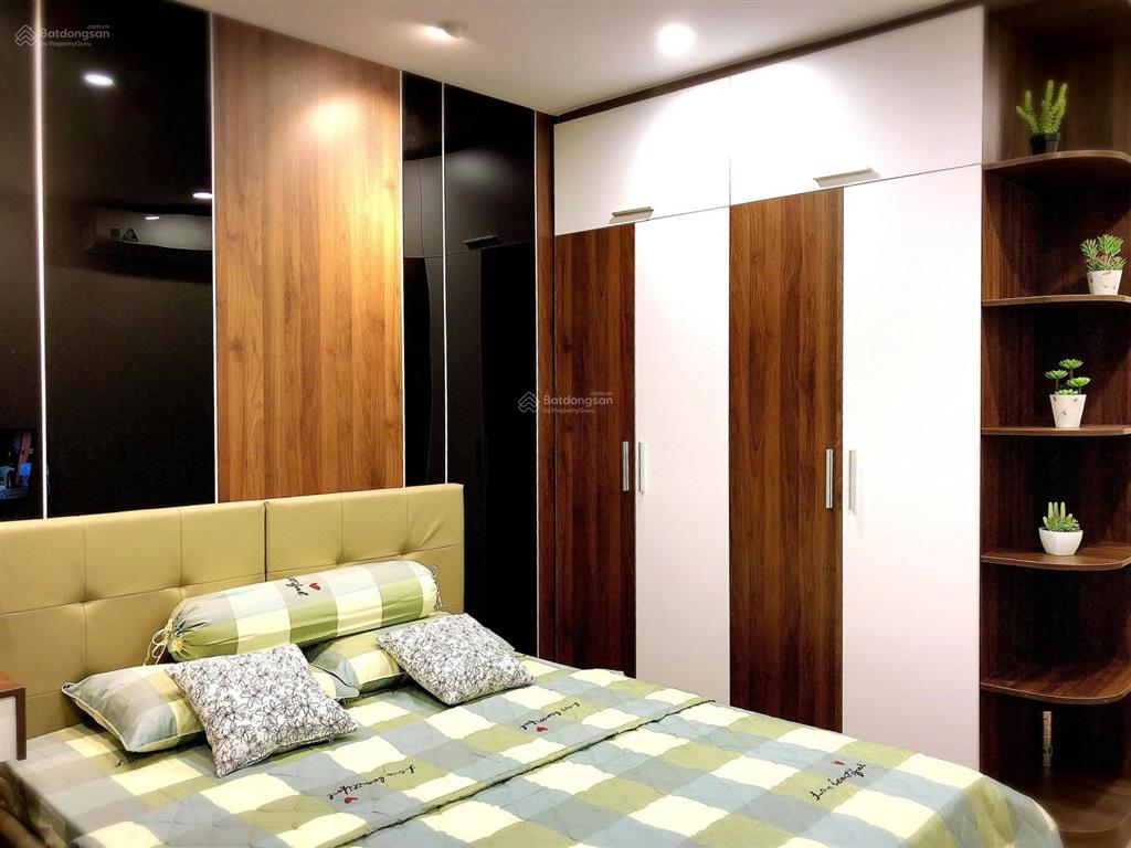 Bán căn hộ 2pn, 2wc, 68m2 tại the gold view, bến vân đồn, q4, hcm, 6,5 tỷ,  0365 695 ***