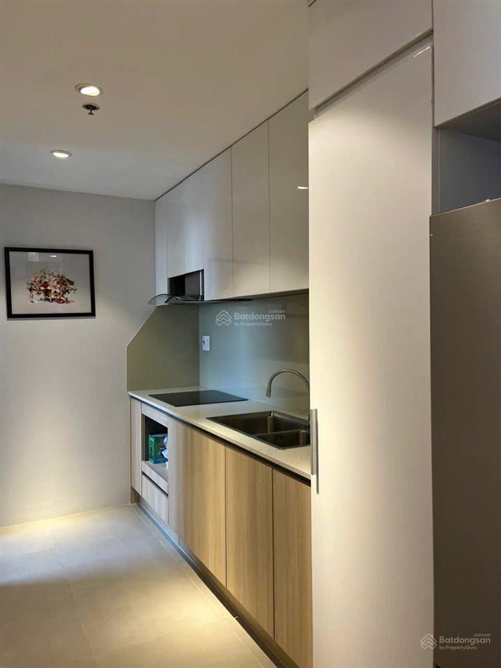 Cần cho thuê gấp căn hộ xi grand court. dt 80m2, 2pn, 2wc, full nt. giá 18tr/th.  0365 695 ***