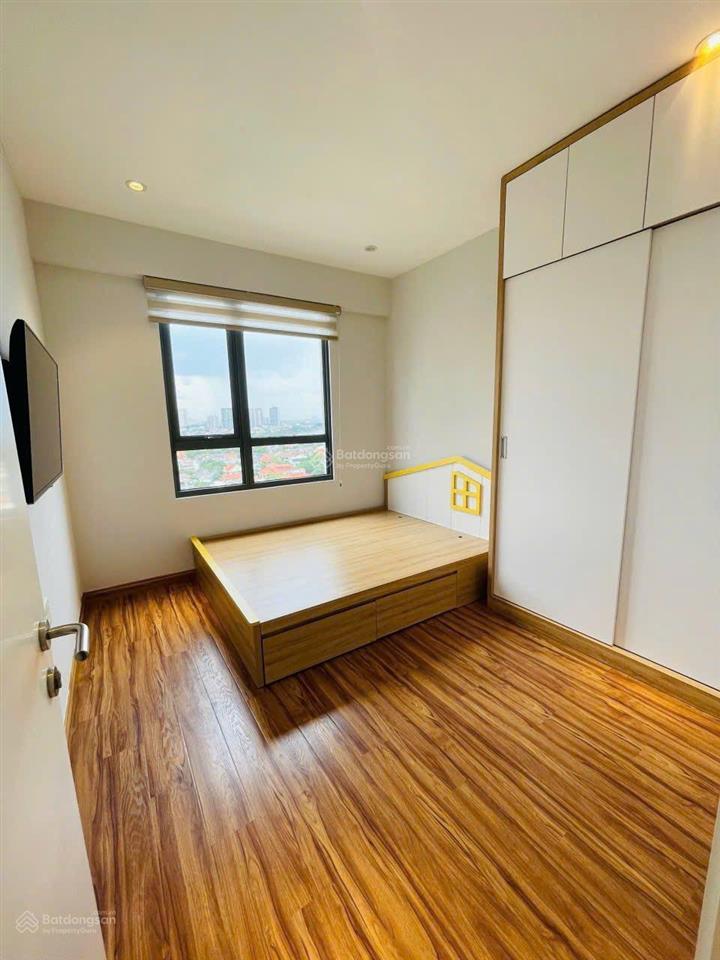 Cần cho thuê gấp căn hộ xi grand court. dt 80m2, 2pn, 2wc, full nt. giá 18tr/th.  0365 695 ***