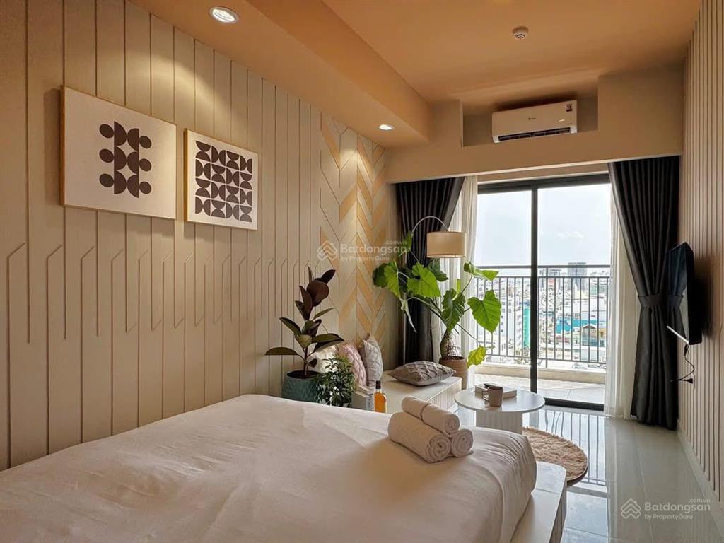 Cần cho thuê gấp căn hộ sky center. dt 36m2, officetel, 1wc. giá 11tr/th.  0365 695 ***