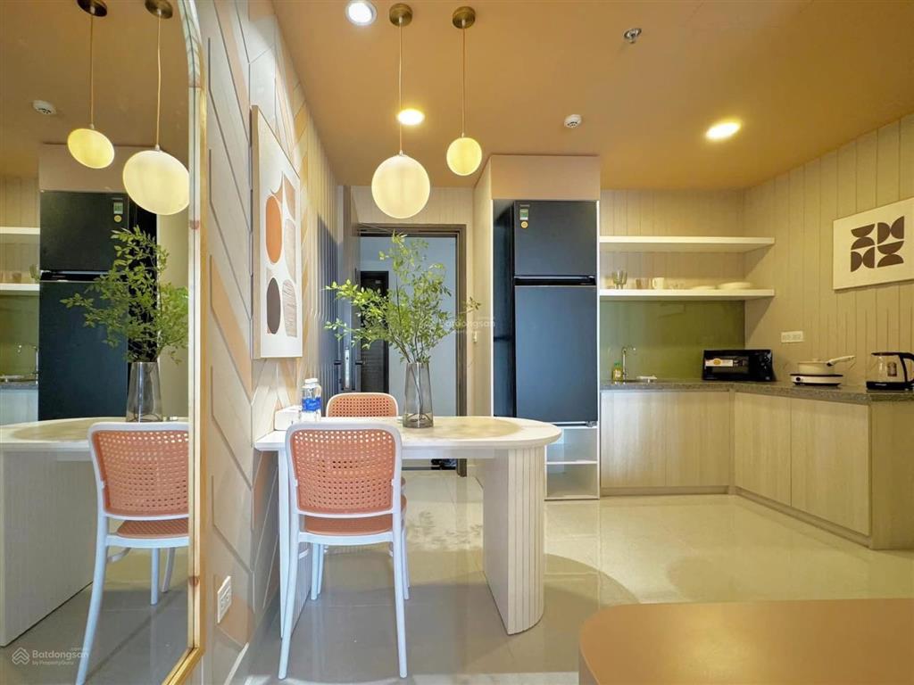 Cần cho thuê gấp căn hộ sky center. dt 36m2, officetel, 1wc. giá 11tr/th.  0365 695 ***