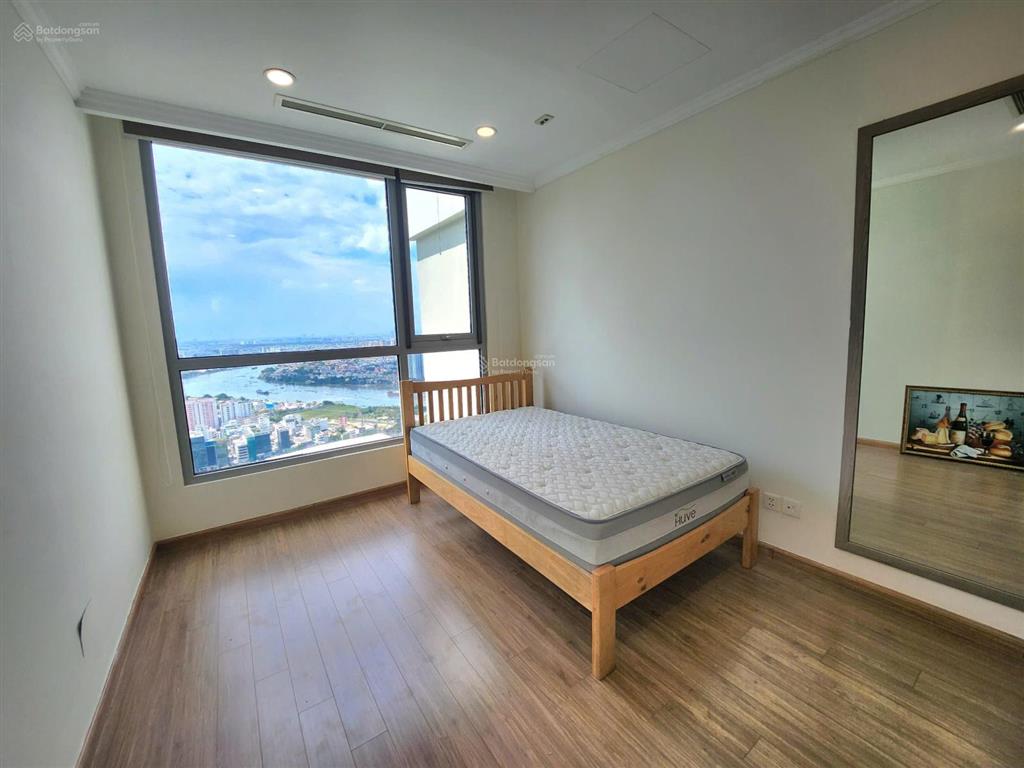 Cho thuê căn hộ siêu rộng tại samland airport. 128m2, 3pn 4wc, giá thuê 17tr.  0365 695 *** khanh