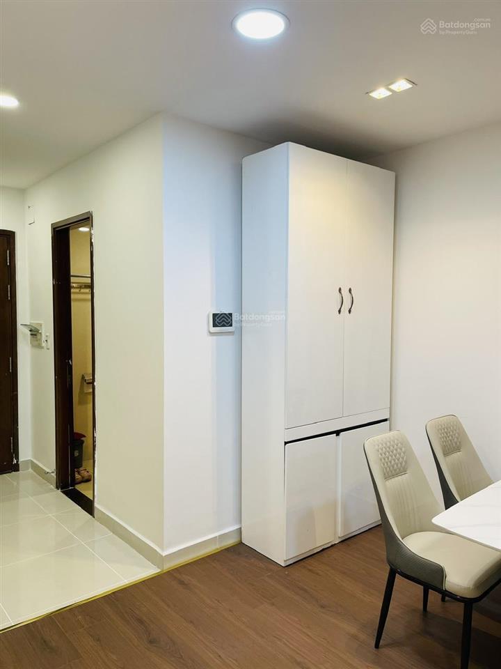 Cần cho thuê gấp căn hộ the everrich infinity. dt 38m2, officetel 1wc. giá 12tr/th.  0365 695 ***