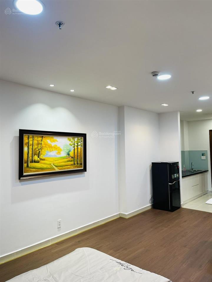 Cần cho thuê gấp căn hộ the everrich infinity. dt 38m2, officetel 1wc. giá 12tr/th.  0365 695 ***