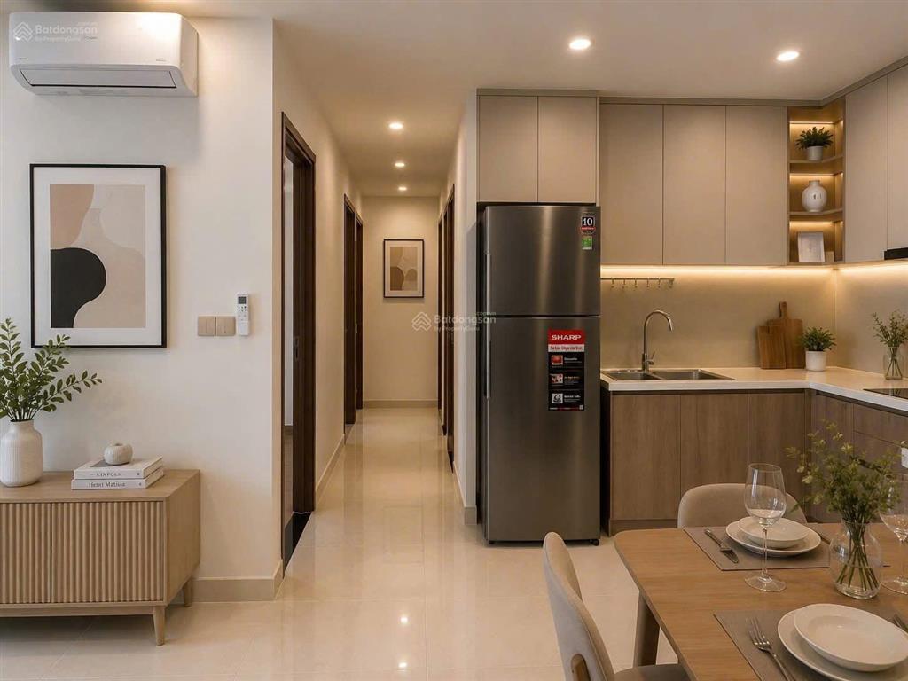 Cần cho thuê gấp căn hộ the tresor quận 4. dt 75m2, 2pn, 2wc. giá 20tr/th.  0365 695 ***