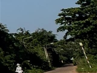 Bán lô đất 500m2 bề ngang 15m ngay sát tthc công phường long khánh, đường trước đất 12m.