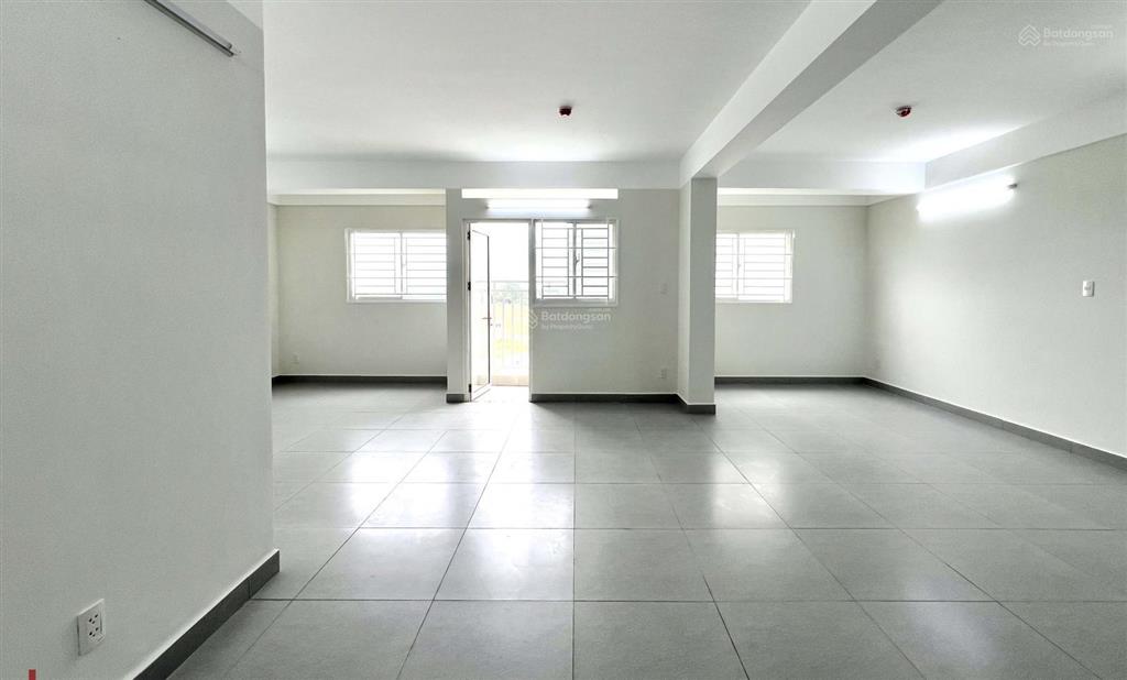 Giá 5tr/tháng, thuê nhà 2 phòng ngủ 56m2, mới 100%, nam long ii. hợp đồng 1 năm.