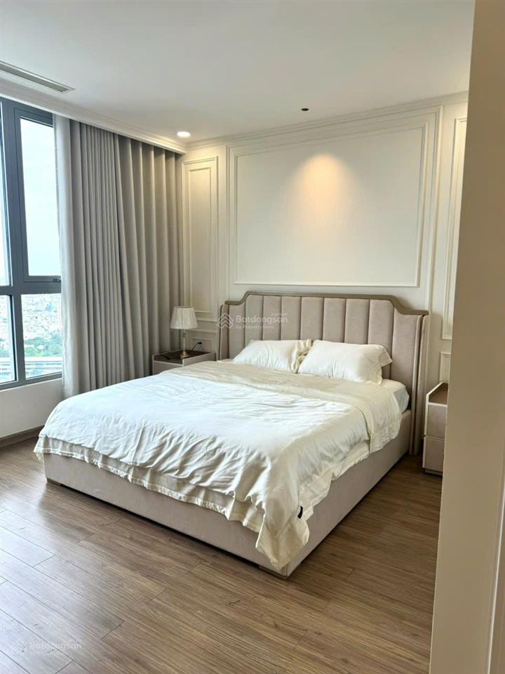 Cho thuê căn hộ nội thất cao cấp landmark 81vinhome center park3pn
