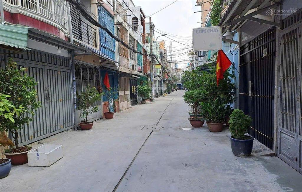 Nhà thuê giá rẻ hẻm xe hơi lạc long quân, p3, q11