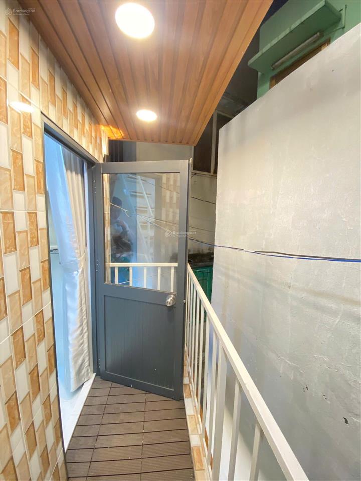 Nhà căn góc phạm phú thứ, q.6 giá rẻ