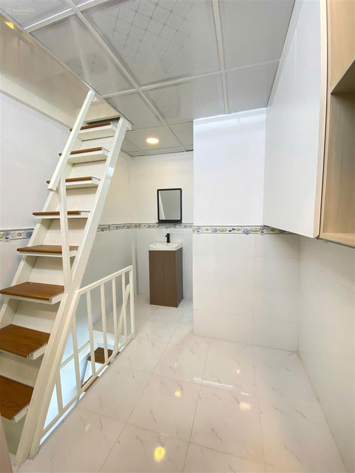 Nhà căn góc phạm phú thứ, q.6 giá rẻ