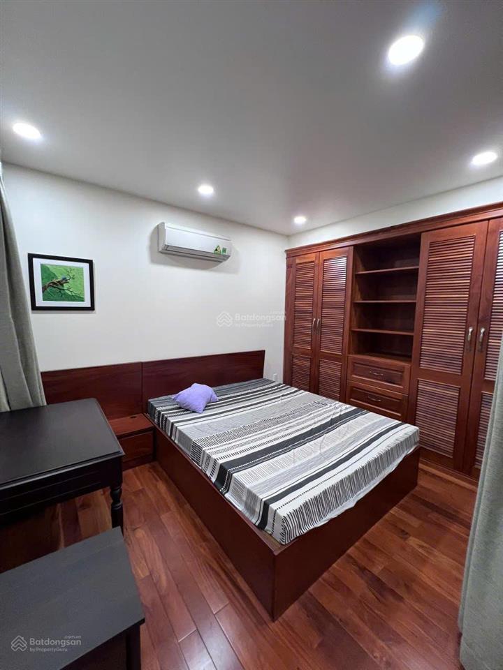 Cho thuê gấp nhà riêng 10pn, 10wc, 54m2 tại 18b nguyễn thị minh khai, quận 1, 78 triệu