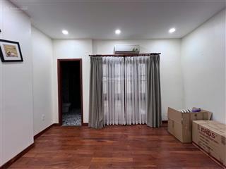 Cho thuê gấp nhà riêng 10pn, 10wc, 54m2 tại 18b nguyễn thị minh khai, quận 1, 78 triệu