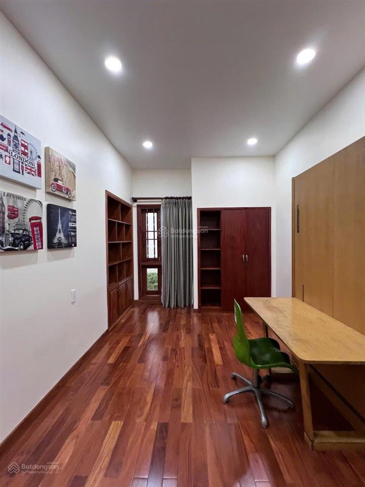 Cho thuê nhà đẹp xuất sắc 10pn, 10wc, 5 tầng tại 18b, nguyễn thị minh khai, q1, hcm, 79 triệu