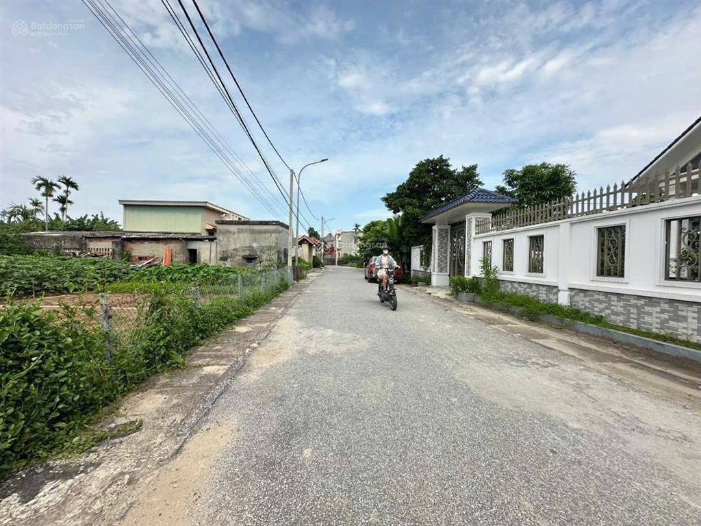 Bán đất mặt đường nhựa trục thôn kim đới 1, hữu bằng, kiến thụy | 66m² | giá chỉ 1,3x tỷ