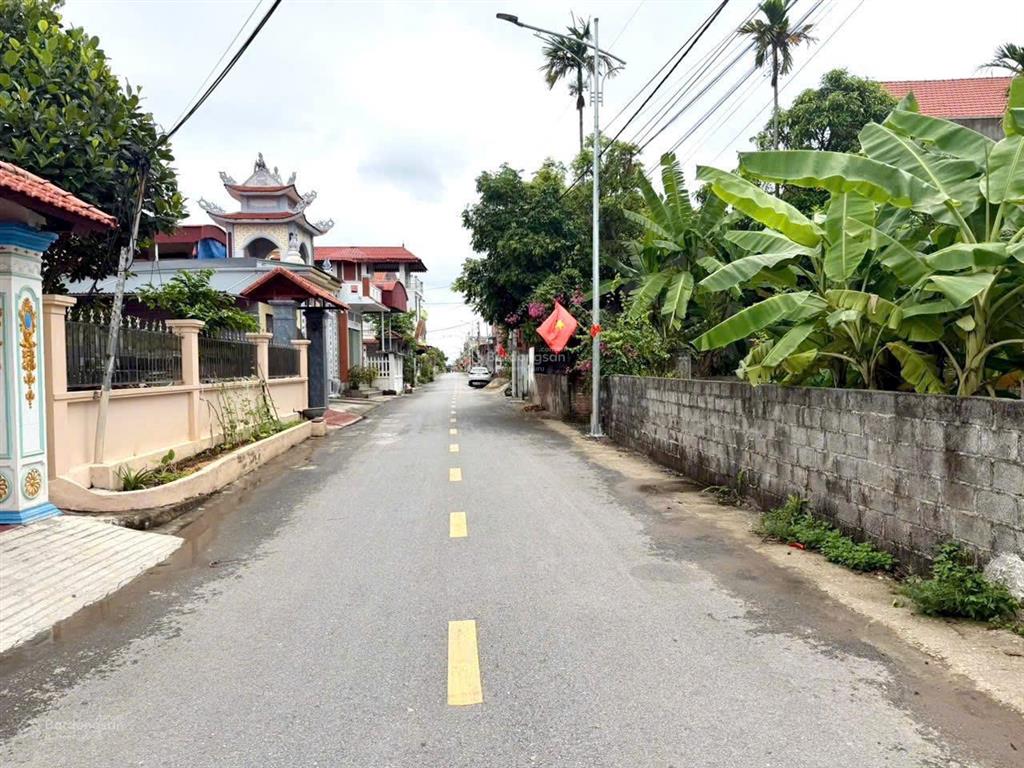 Bán đất xã ngũ đoan, kiến thụy 65m2, mt 4,68m, gần vương triều mạc, đường 9m, giá 1,6** tỷ.