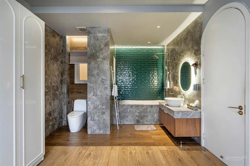 Cho thuê văn phòng 90tr/tháng bình trưng tây quận 2 7x20m(140m2) sg mystery villas  0934509***