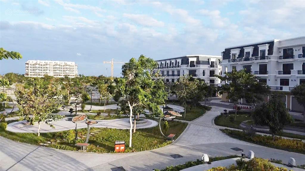 Bán căn liền kề view biển dự án bình sơn ocean park, cách biển 500m