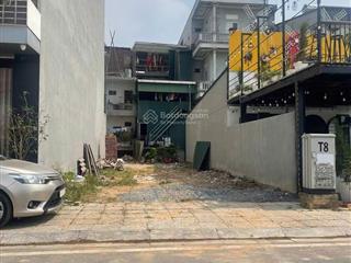 2 tỷ sở hữu đất hoà lạc  đường rộng ô tô tránh, gần chợ, trường cấp i, ii, sổ đỏ sẵn full thổ cư