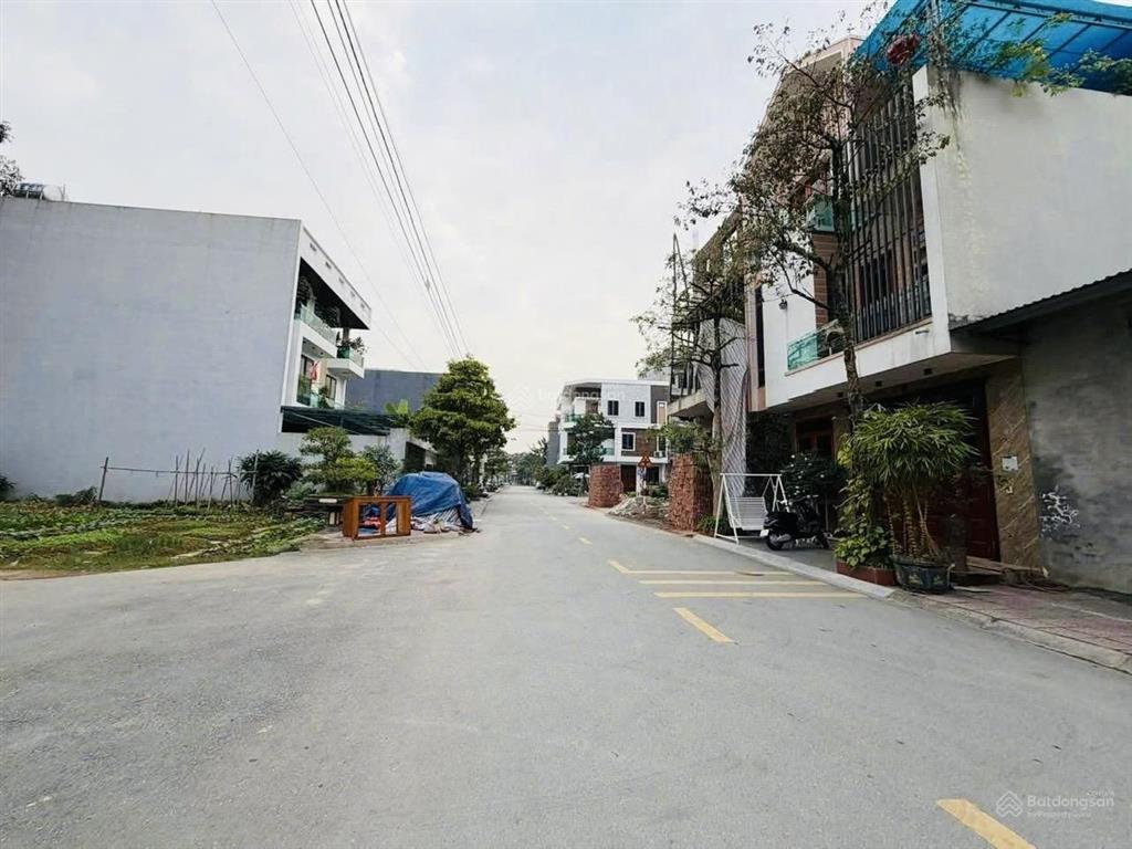 Bán đất nền hòa lạc 100m2 sổ đỏ full thổ cư vị trí tiềm năng, đầu tư sinh lời