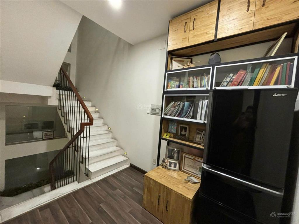 Tòa nhà 35 ba vì, trung tâm sân bay tân sơn nhất. vị trí vàng thương hiệu