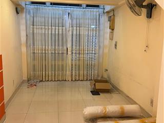 Chính chủ  giá thuê nguyên căn siêu rẻ  nhà cư xá đô thành  quận 3