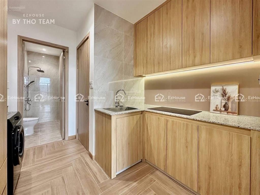 Khai trương căn hộ ban công/cửa sổ  full nội thất  tân phú giáp ranh quận tân bình