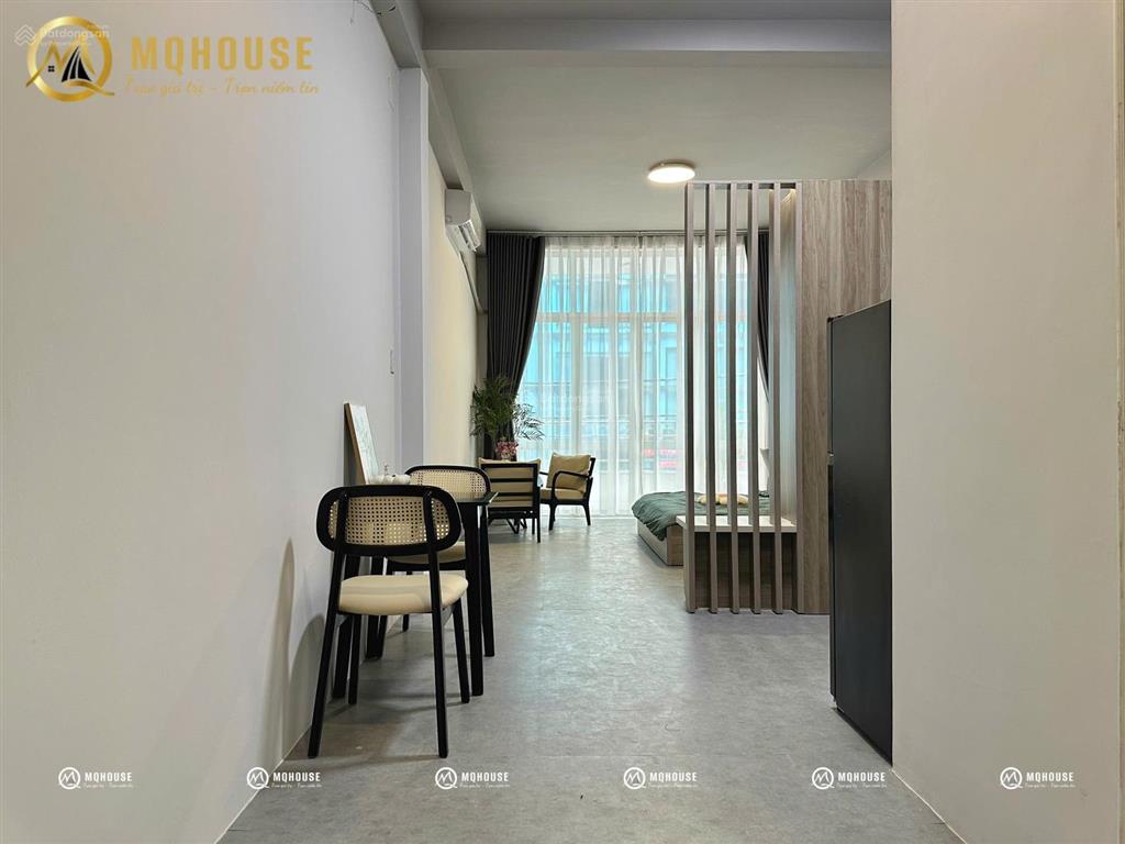 Khai trương căn hộ ban công/cửa sổ  full nội thất  tân phú giáp ranh quận tân bình
