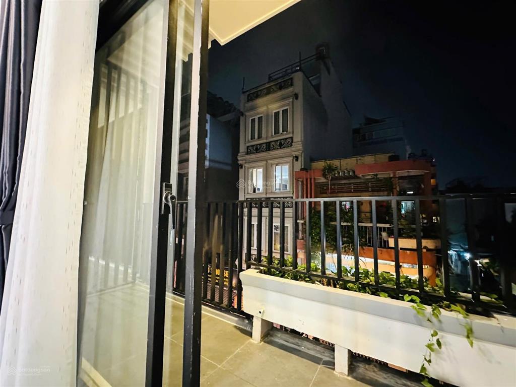 Căn hộ studio ban công | full nội thất | máy giặc riêng | etown cộng hoà