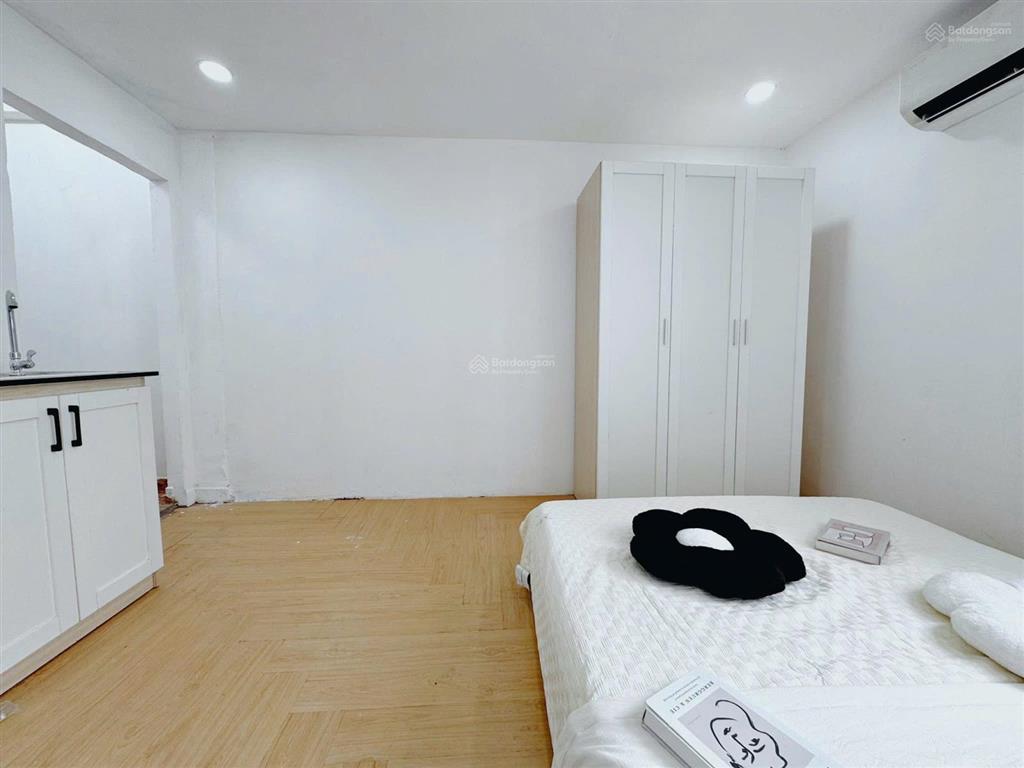 Studio cửa sổ trời | full nội thất ~ máy giặt riêng | khu k300