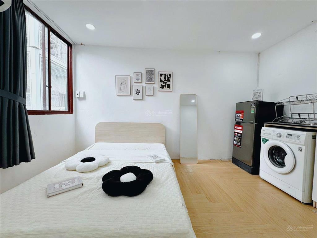 Studio cửa sổ trời | full nội thất ~ máy giặt riêng | khu k300