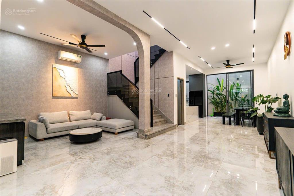 Nhà cho thuê nguyên căn. dt 7x20 thạnh mỹ lợi full nội thất cao cấp 53tr
