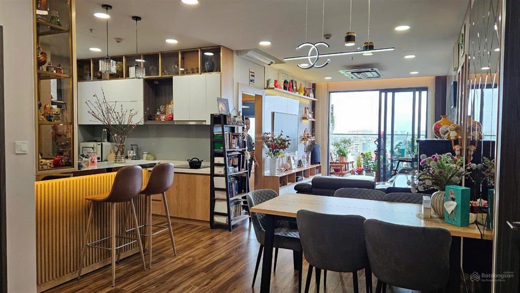 Bán căn hộ 3pn centery full nội thất cao cấp sang trọng