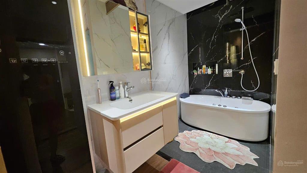 Bán căn hộ 3pn centery full nội thất cao cấp sang trọng