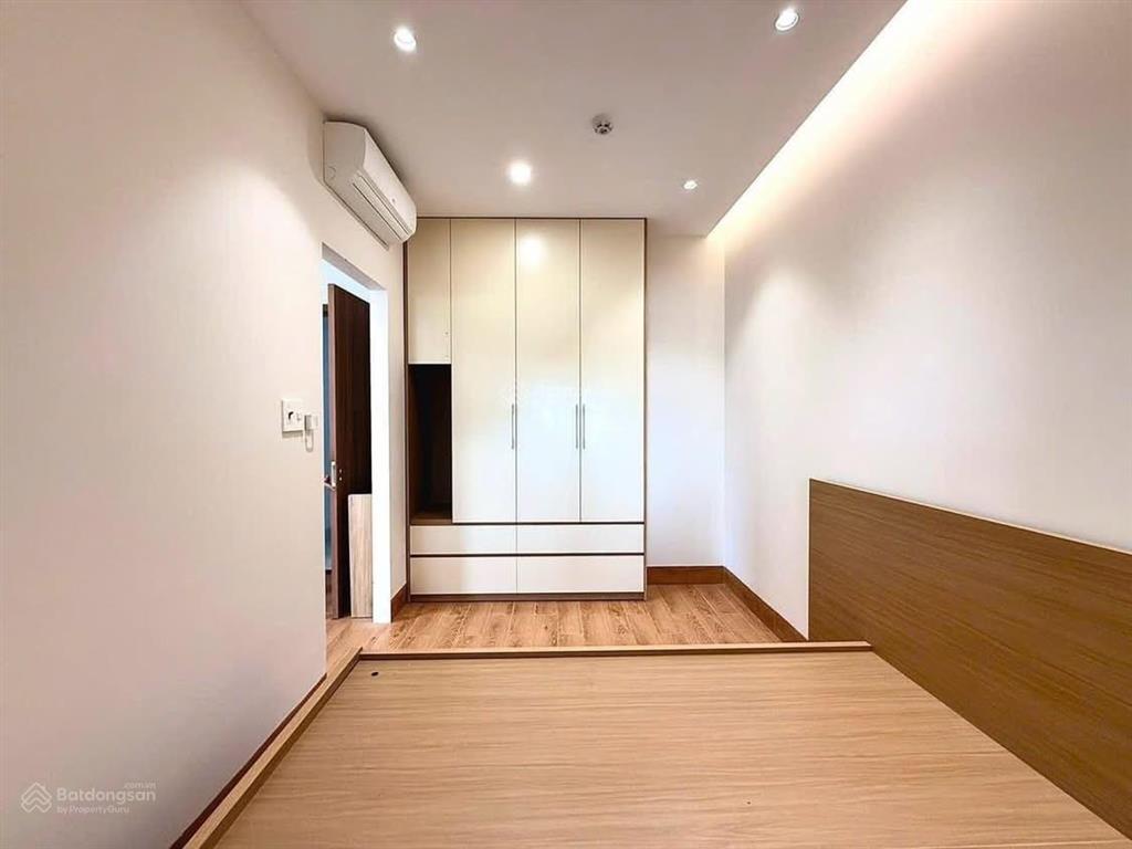 Khai trương căn hộ ban công mới 100% ngay trung tâm quận 1 gần bùi viện, chợ bến thành, bitexco