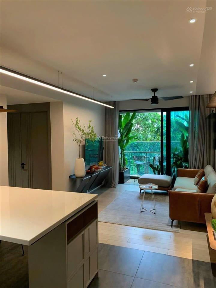 Khai trương căn hộ ban công mới 100% ngay trung tâm quận 1 gần bùi viện, chợ bến thành, bitexco