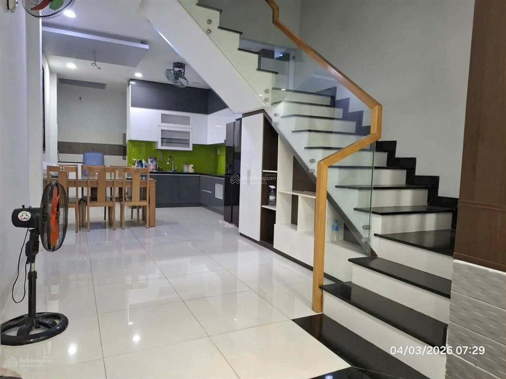 Bán gấp nhà đường dương đình cúc 64m2 sổ hồng riêng