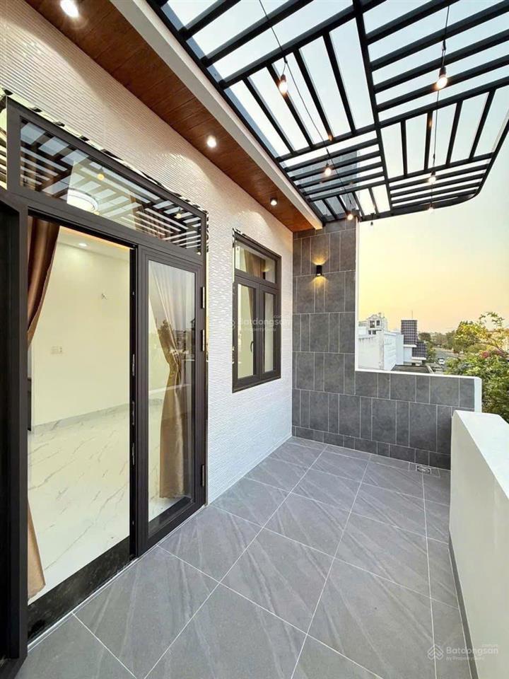 Nhà 1 trệt, 1 lầu đường quốc lộ 50, bình hưng 80m2 shr