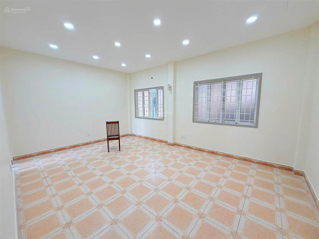 Cho thuê nhà phố kdc tân quy đông q7  mặt tiền ngang 6m , phù hợp làm lớp dạy , vpcty  kd online